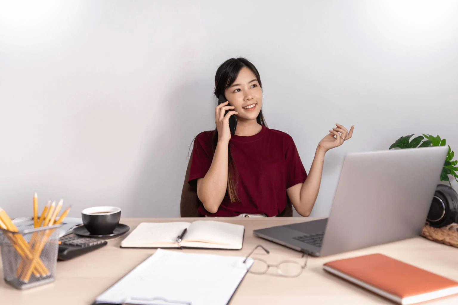 Pleasanton Realtor generating leads on laptop and phone