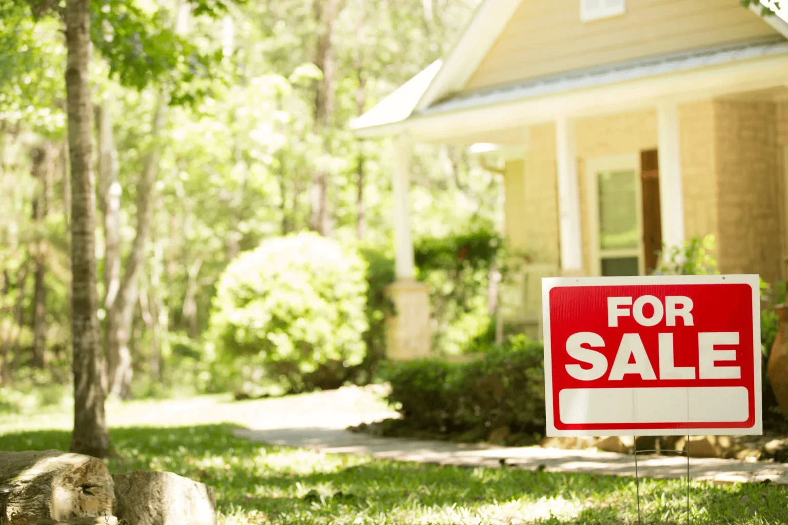 For sale sign in front of home in Walnut Creek neighborhood